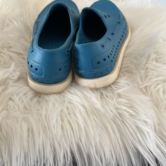 Native | Blue Howard Loafer Size 5 (Men)/7 (Women) - Picture 12 of 13